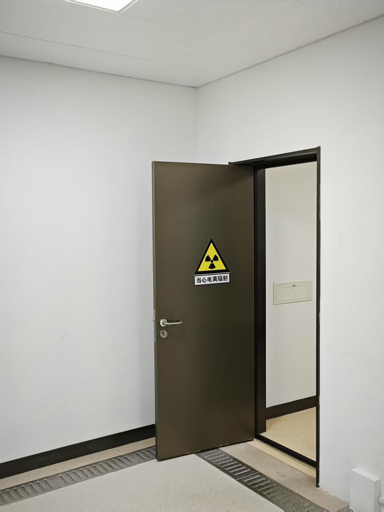 湖南CT室手动单开防护铅门